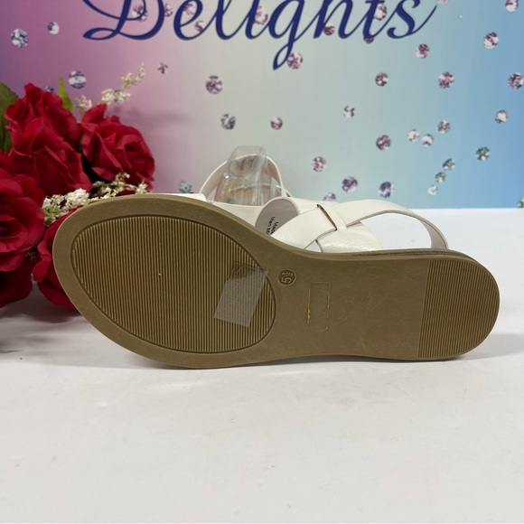 JC LAVINE SANDALS WHITE - Picture 10 of 13